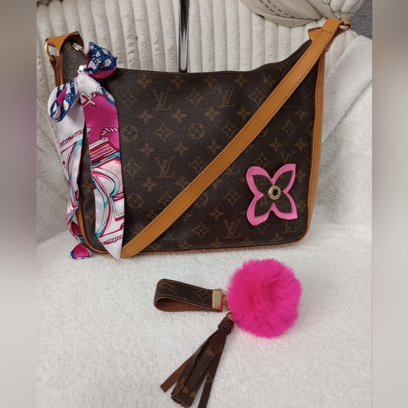 Louis Vuitton bags - Picture 1 of 15